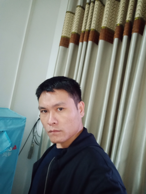 心如止水的第一张照片--湖南蓝颜知己交友网