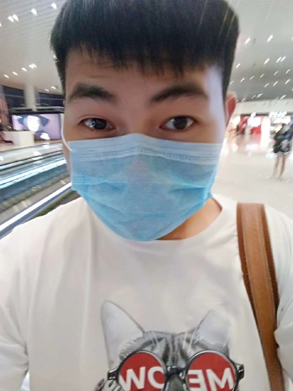 咔咔一顿的第二张照片--湖南蓝颜知己交友网