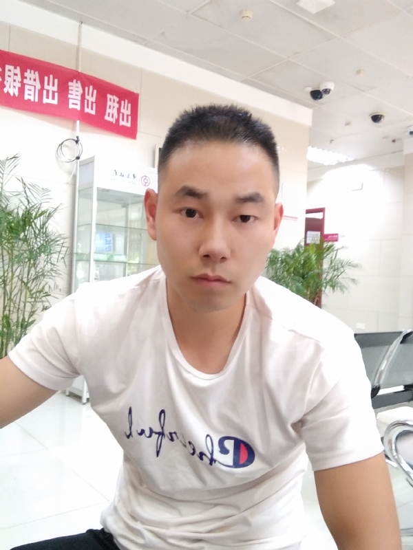 小少的第一张照片--湖南蓝颜知己交友网