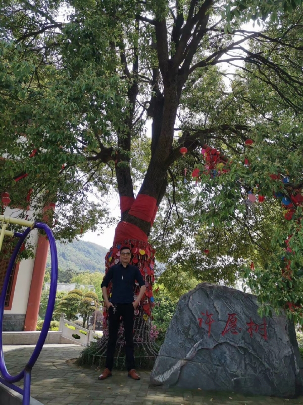 霸气的第一张照片--湖南蓝颜知己交友网