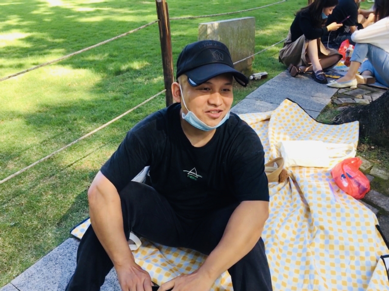 好大一颗石头的第一张照片--湖南蓝颜知己交友网