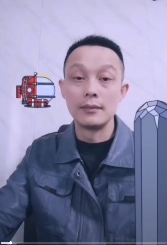 易进的第三张照片--湖南蓝颜知己交友网